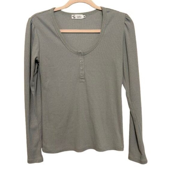 Carve Designs Shirt Womens Small Gray Striped Henley Emma Casual Athleisure - Picture 1 of 8